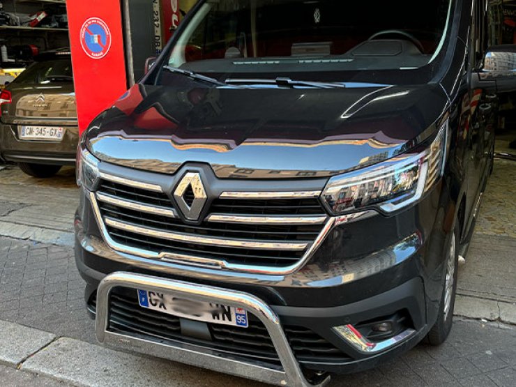 pare buffle renault trafic