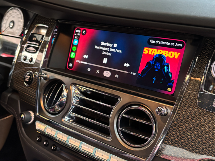 rolls royce wraith CarPlay